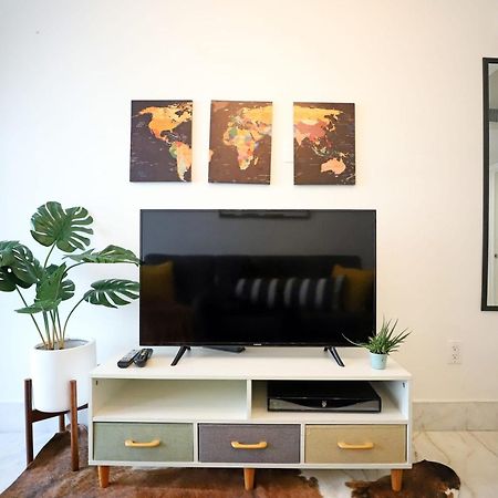 South Beach 2 Bedroom Family Pet Friendly Apartment With Free Parking On Premise マイアミビーチ エクステリア 写真