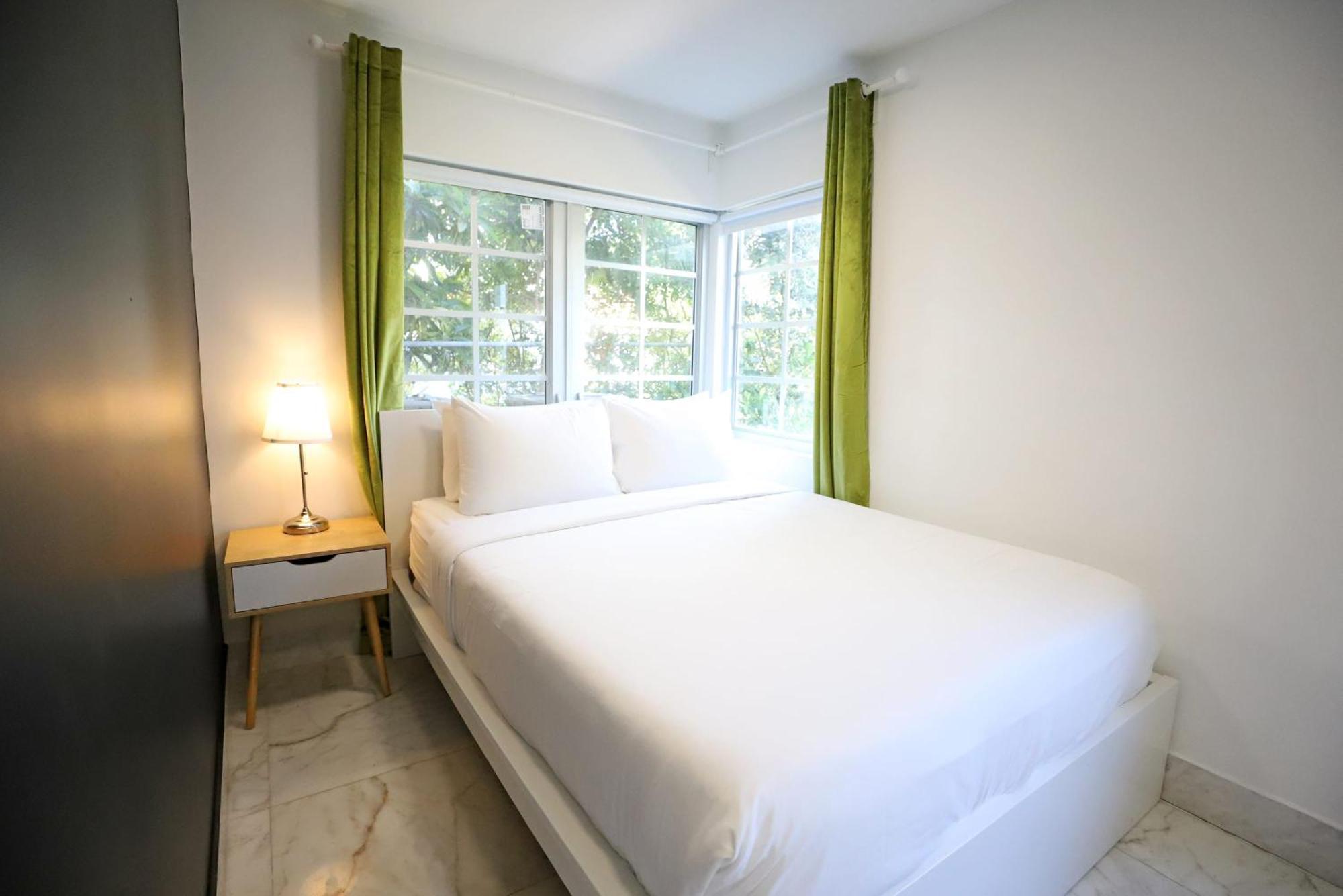 South Beach 2 Bedroom Family Pet Friendly Apartment With Free Parking On Premise マイアミビーチ エクステリア 写真
