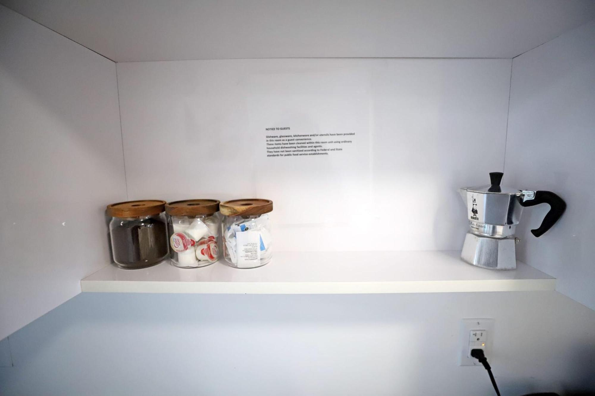 South Beach 2 Bedroom Family Pet Friendly Apartment With Free Parking On Premise マイアミビーチ エクステリア 写真
