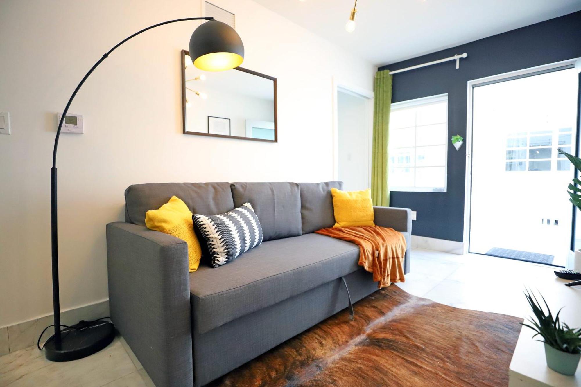 South Beach 2 Bedroom Family Pet Friendly Apartment With Free Parking On Premise マイアミビーチ エクステリア 写真